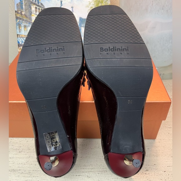 Baldinini Maroon Loafers w/ golden heels, IT size 39/US size 8.5 - Picture 10 of 13
